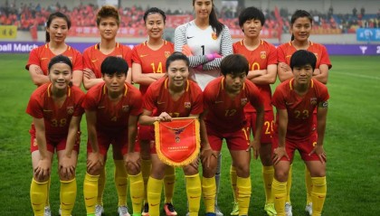HTH- 巴黎圣日耳曼女足三冠王，男足梯队受激励  